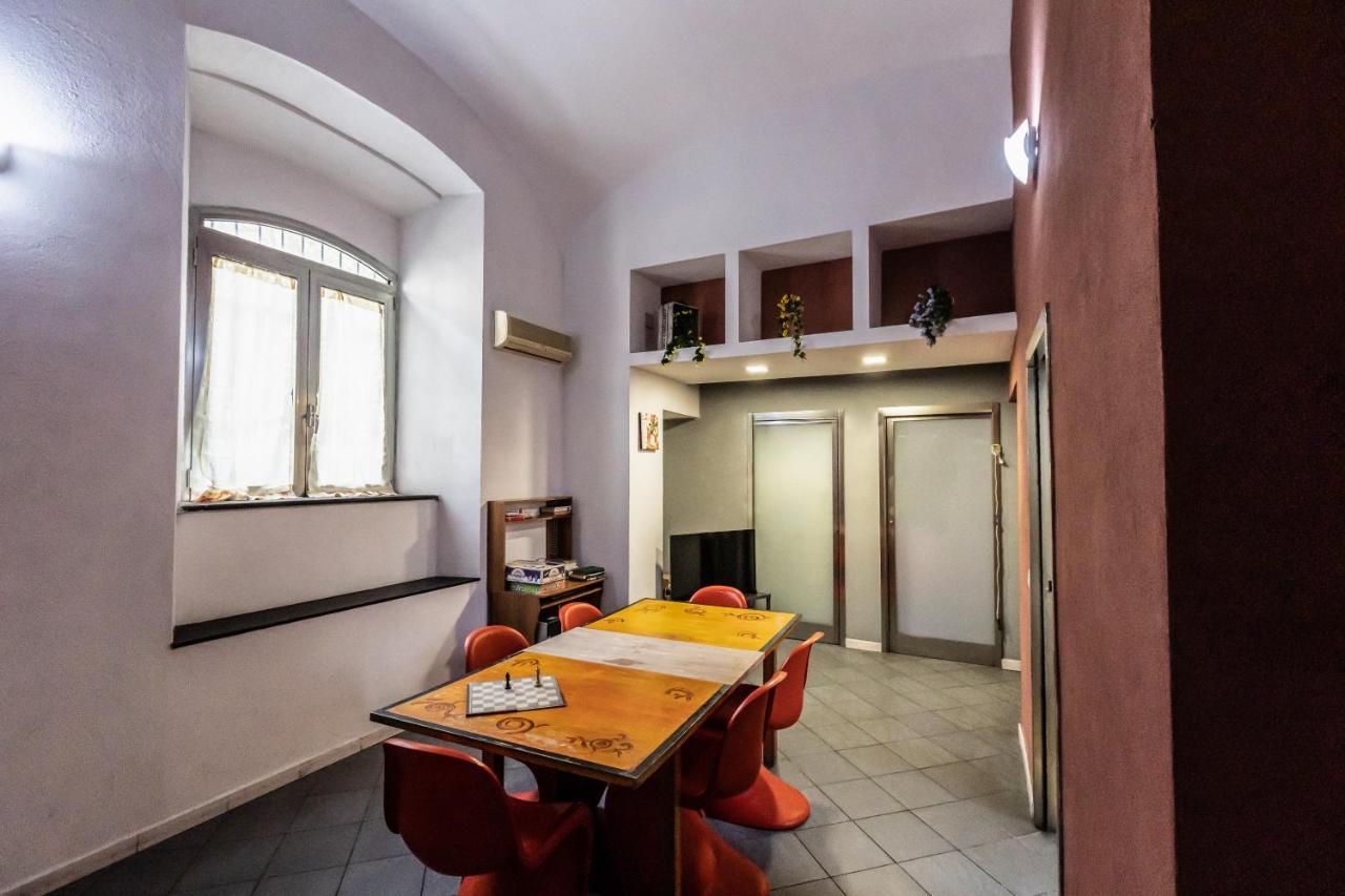 Fabric Hostel ปอร์ติชี ภายนอก รูปภาพ