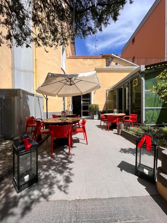 Fabric Hostel ปอร์ติชี ภายนอก รูปภาพ