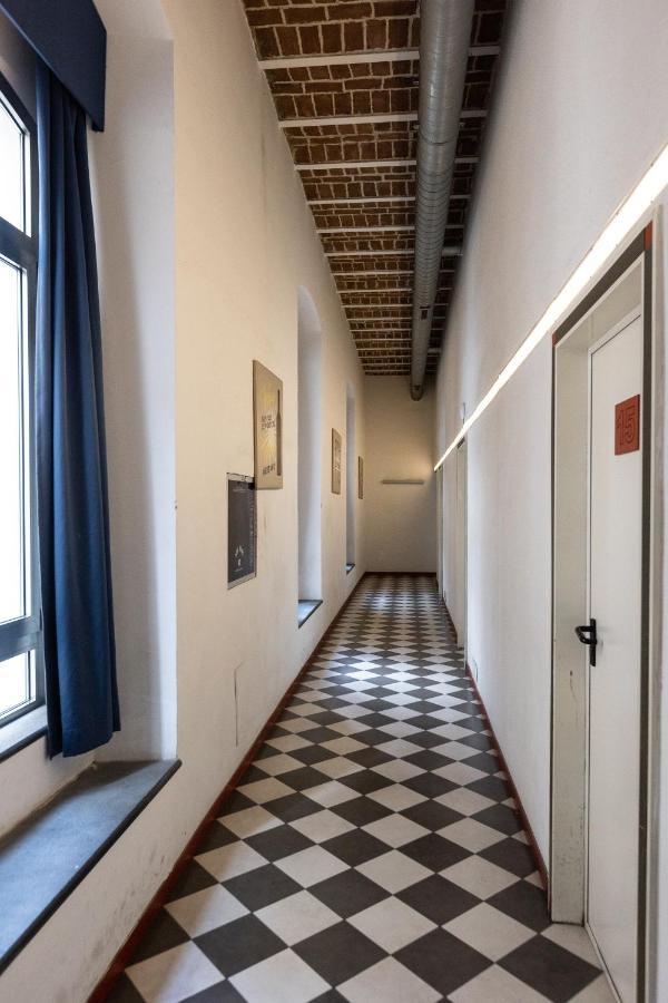 Fabric Hostel ปอร์ติชี ภายนอก รูปภาพ