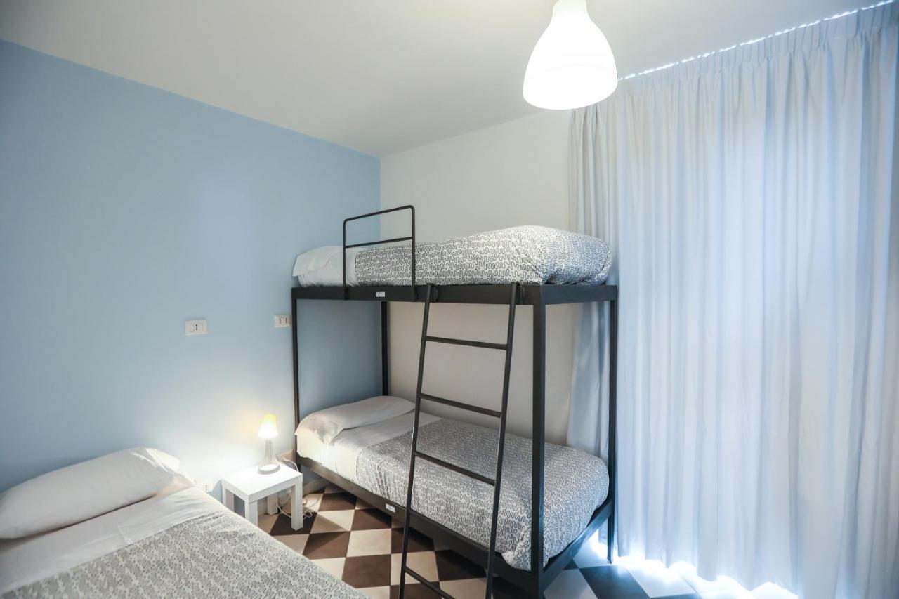 Fabric Hostel ปอร์ติชี ภายนอก รูปภาพ